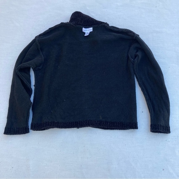 CROFT & BARROW | Christmas Sweater Zip Knit Jacket with Wreath - Picture 10 of 15